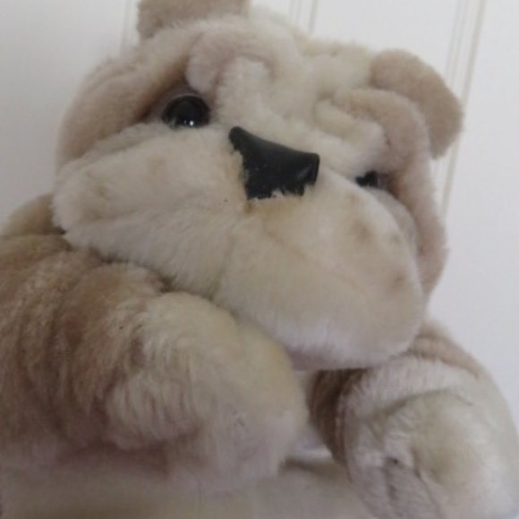 Sharpei Dog Hand Puppet (K372) - Picture 2 of 8